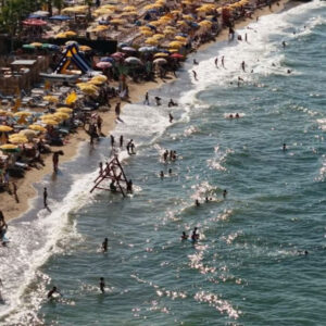 40 bin nufusu var yaz sezonunda 500 bin kisi geliyor L7DnzEjN