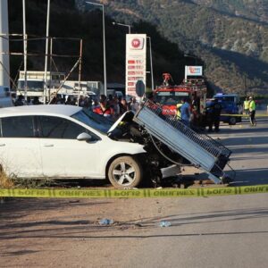 anne ve oglunun oldugu kazada yurek burkan detay wN7c1232