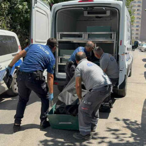 antalyada rus uyruklu bir kisi evinde olu bulundu CGgY2pdL