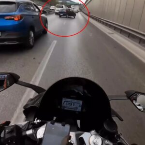 bursada motosiklet kazasi kask kamerasinda z91qgliZ