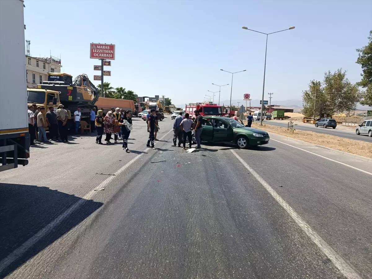 kahramanmarasta otomobil kamyonet kazasi ORJ7zApF