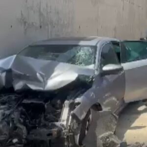 otomobil tir dorsesine carpti 3 kisi yaralandi VxddRcrZ