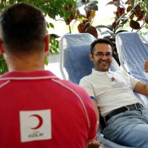 samsunda kan bagisi kampanyasi LZev7HkC