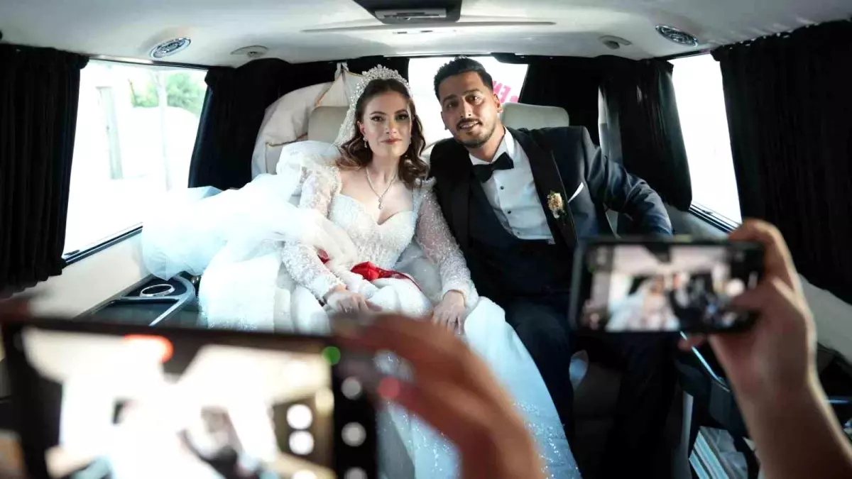 baskan taskindan depremzede cifte anlamli jest Ye7mw4nI