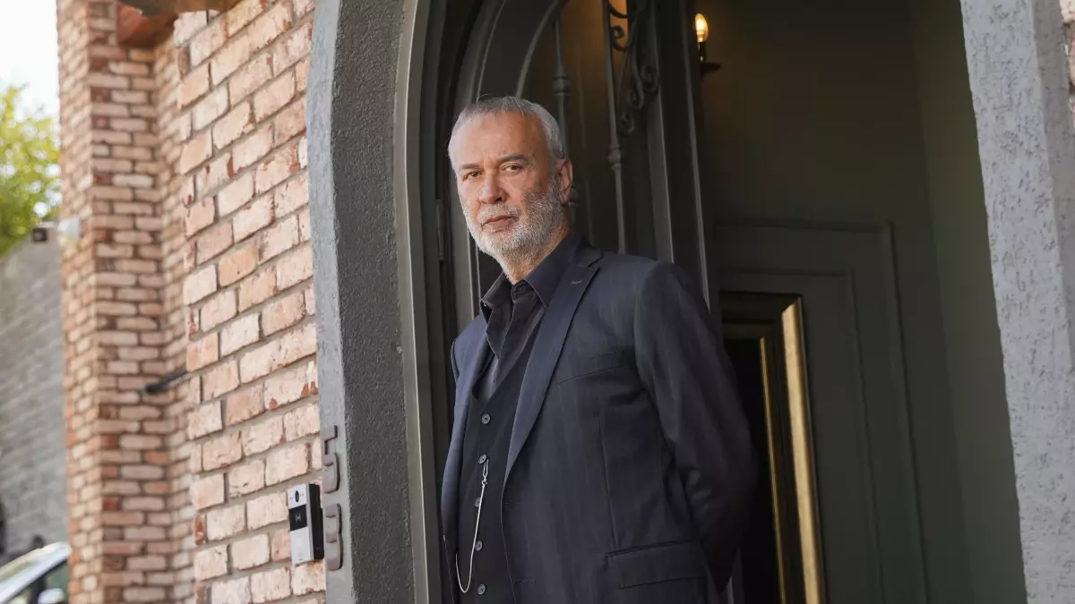 esref ruyaya levent ozdilek katildi hhqWjROg