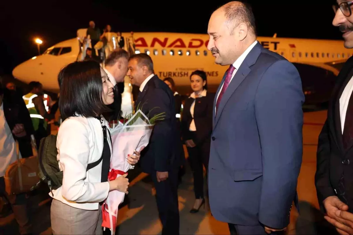 japonya altes prensesi akiko mikasa sanliurfada tjXSqg5g