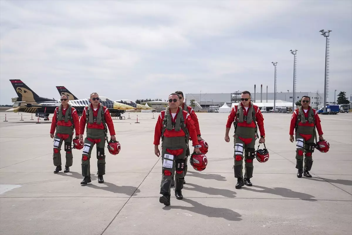 turk yildizlari teknofestte uctu UAScSmU9