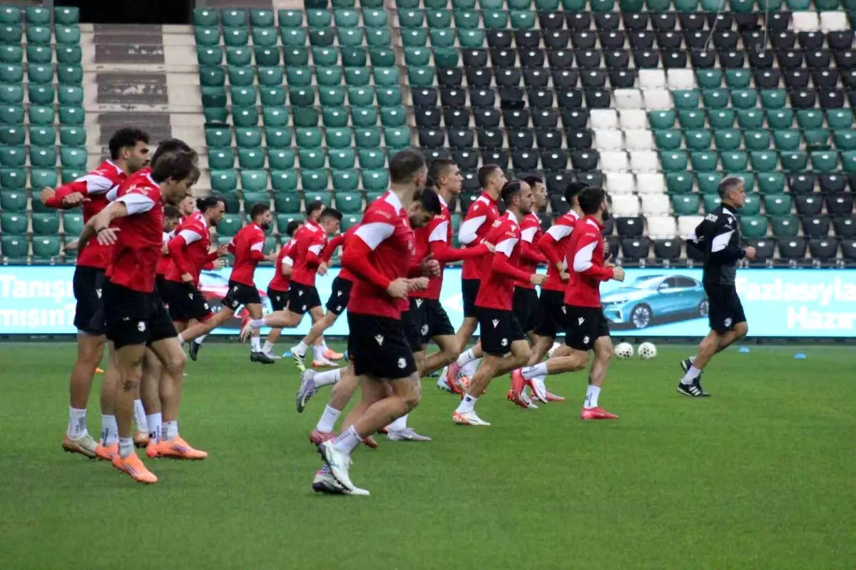 gurcistan turkiye maci icin kocaelide son antrenmanini yapti HsCi6lgd.jpg