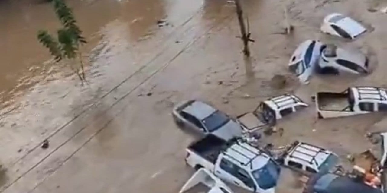 meksikadaki sel felaketinde can kaybi 42ye cikti PsmH53fD.jpg