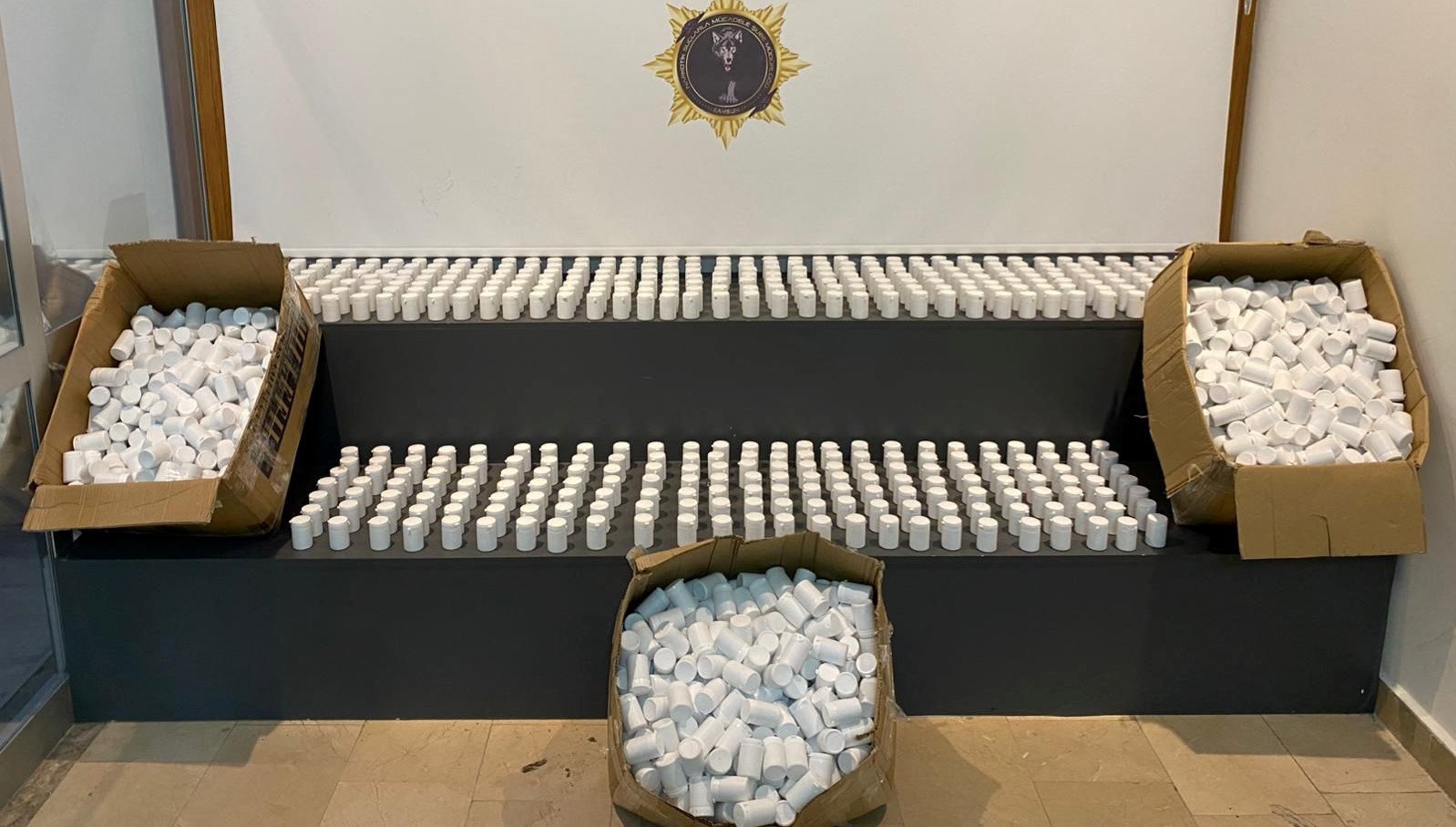 samsunda uyusturucu operasyonu bes gozalti QsCgvdyZ.jpg