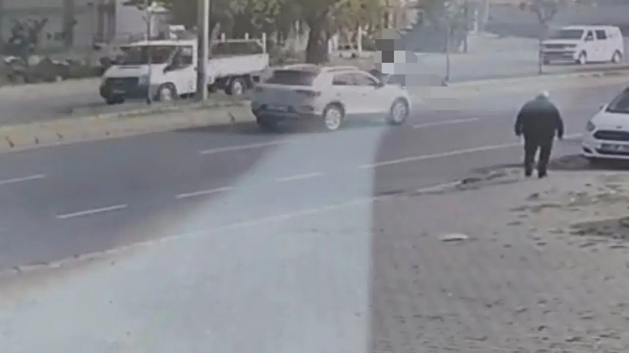 2 gun once dogum gunuydu lise ogrencisi otomobilin carpmasi sonucu hayatini kaybetti UEgh47vg.jpg