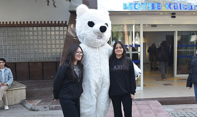 kutup bilimleri sempozyumu ve senligi ege universitesinde basladi F8PkGQXl.jpg