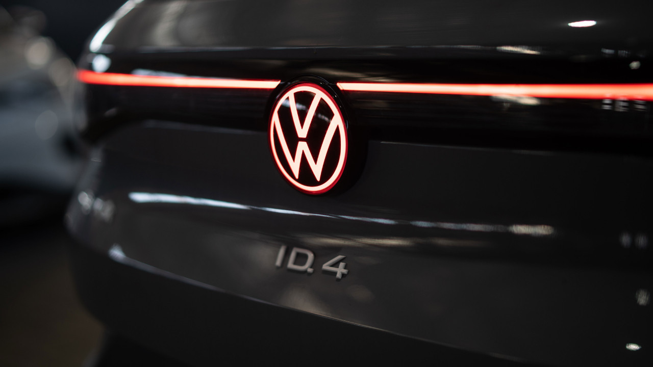 otomobil uretimini durma noktasinda getiren kriz derinlesiyor Ma4sH6Sb.jpg