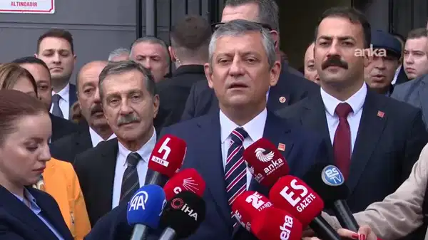 ozgur ozelden akin gurlek aciklamasi 10 ay boyunca maas almis sucustu yakalandi x3Cabp7q.jpg