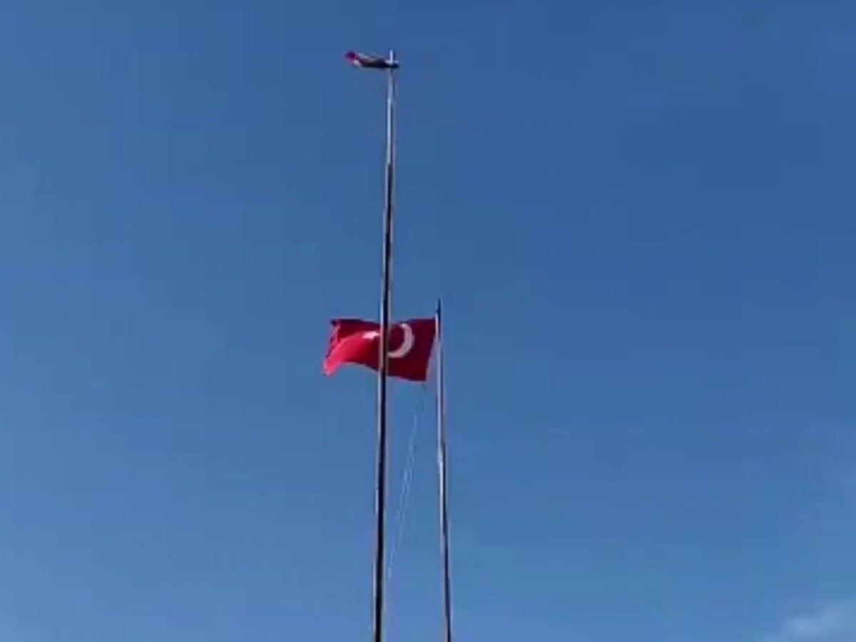 Nusaybin’de Türk bayrağı indirildi: DEM Parti’ye tepki çığ gibi