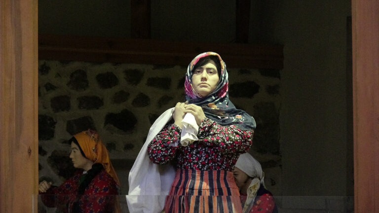 turk-kadinin-cefasi-ve-mahalle-kulturu-bu-muzede-canlaniyor-gaEtYHic