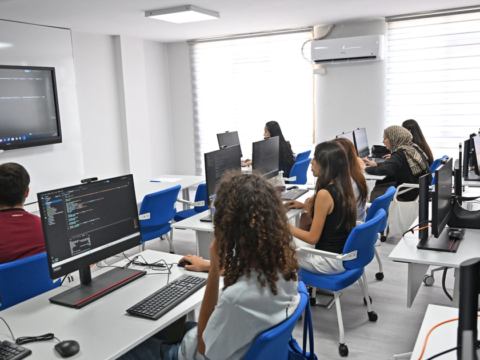 Antalya dijital genclik merkezi digem acildi YTWqWWJ7