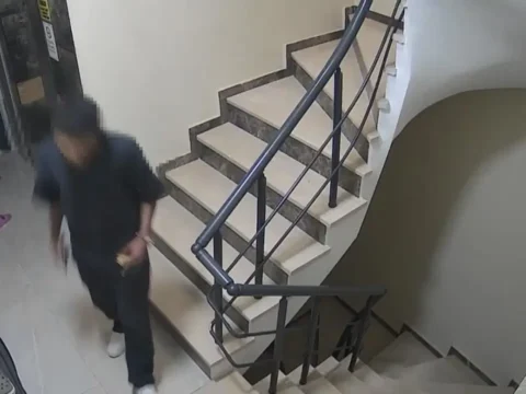 Beylikduzunde dairelerin kapi zillerini soken supheli yakalandi UsPspCtt